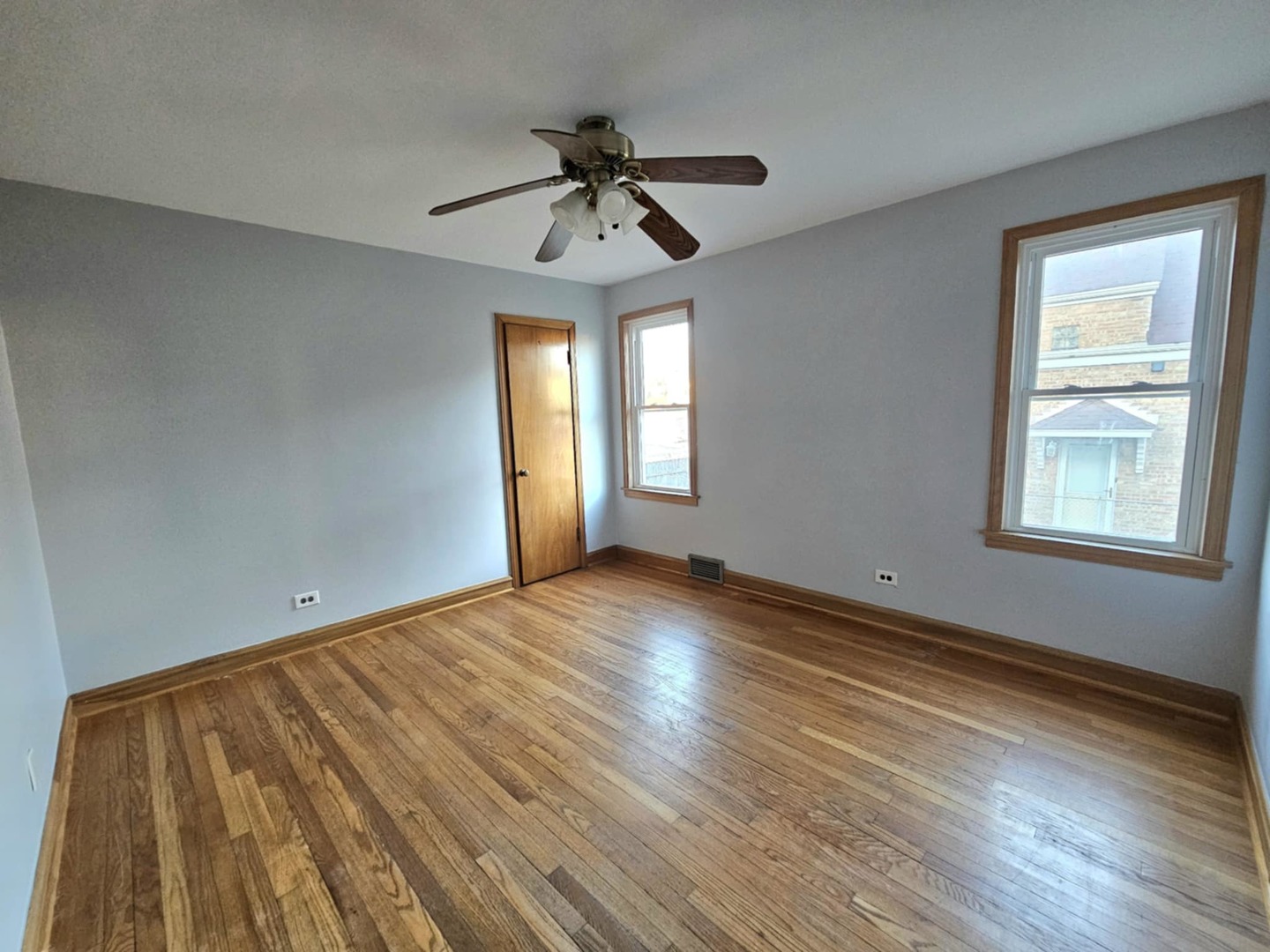 4125 West Marquette Road Chicago, IL 60629 - Photo 25 of 44 Gallery Image 25