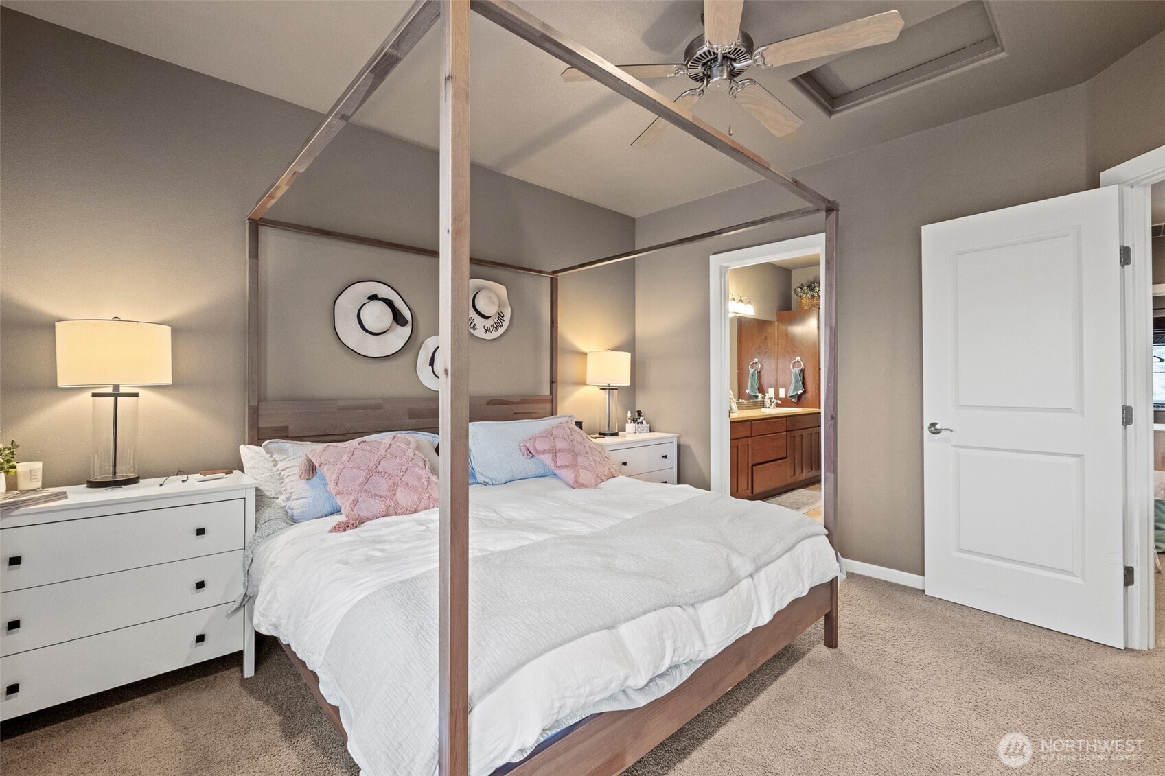 23325 Sunserra Loop, Unit A44 Quincy, WA 98848 - Photo 19 of 34 a bedroom with a bed and a lamp on dresser