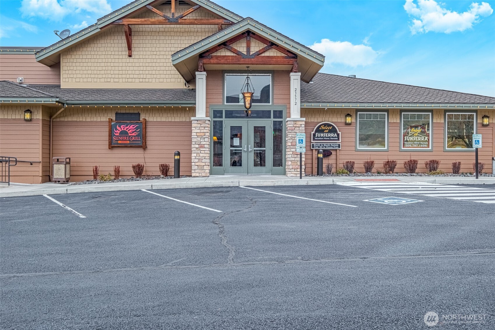 23325 Sunserra Loop, Unit A44 Quincy, WA 98848 - Photo 30 of 34 a front view of a house with entertaining space