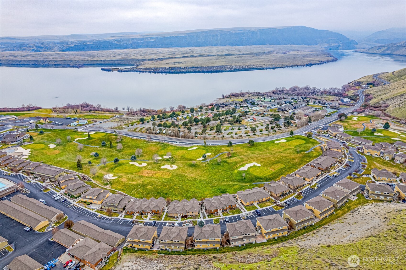 23325 Sunserra Loop, Unit A44 Quincy, WA 98848 - Photo 32 of 34 a view of a swimming pool