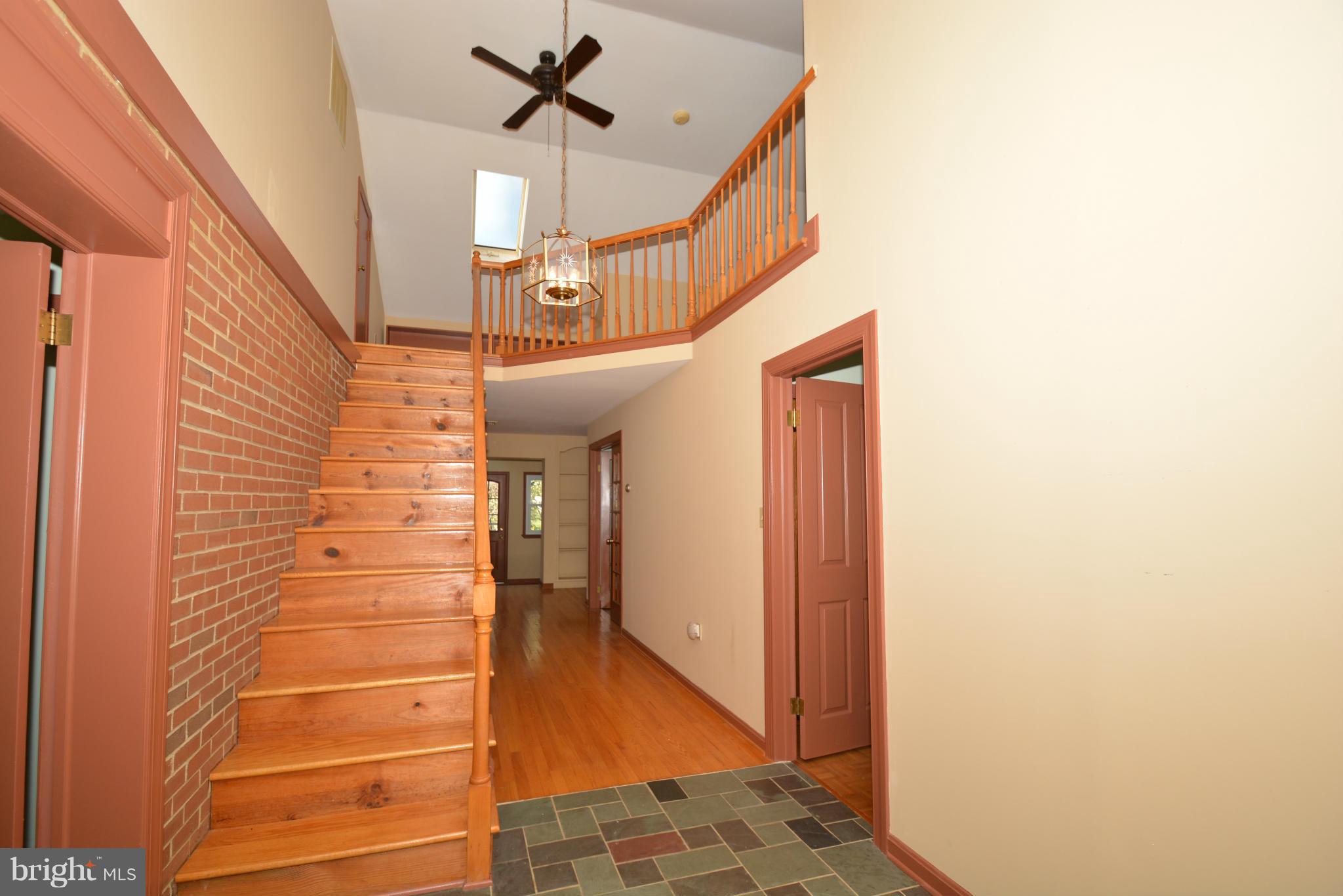 3814 Rectortown Road Marshall, VA 20115 - Photo 3 of 30 Interior (General)