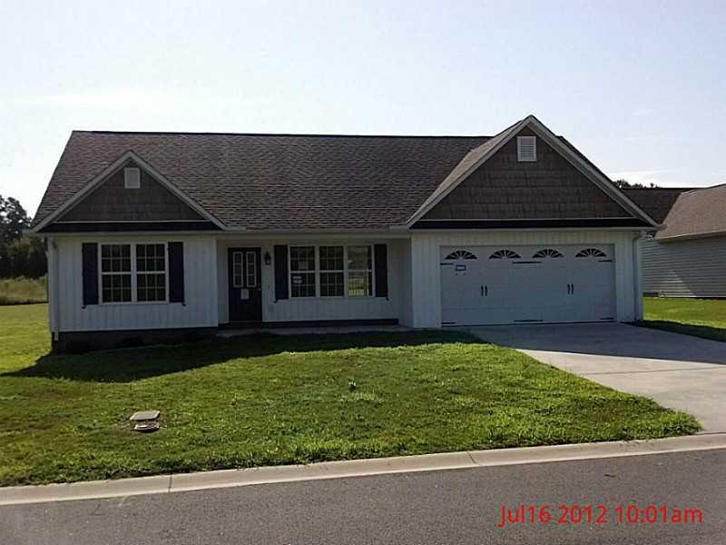 222 Village Way Southwest Calhoun, GA 30701 - Photo 1 of 1 Exterior Front.