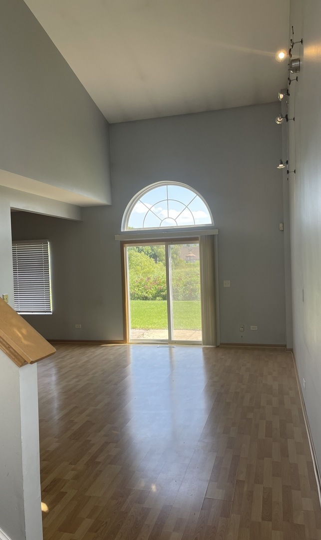 2550 Oak Tree Lane Plainfield, IL 60586 - Photo 5 of 24