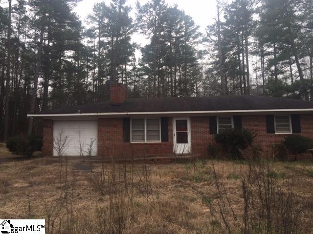 12447 Indian Mound Road Ware Shoals, SC 29692 - Photo 3 of 32