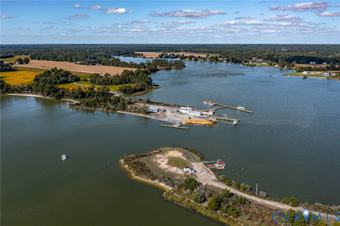 2924 Simonson Road Farnham, VA 22460 - Photo 5 of 35