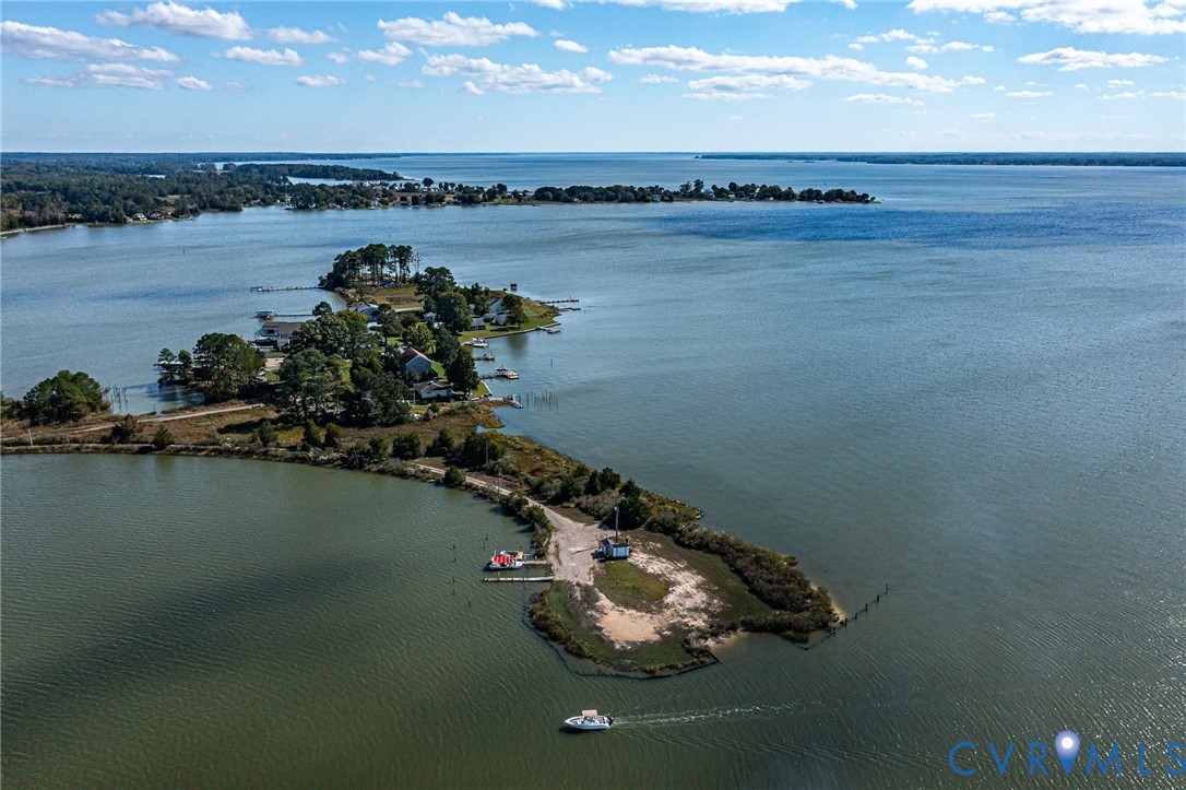 2924 Simonson Road Farnham, VA 22460 - Photo 8 of 35