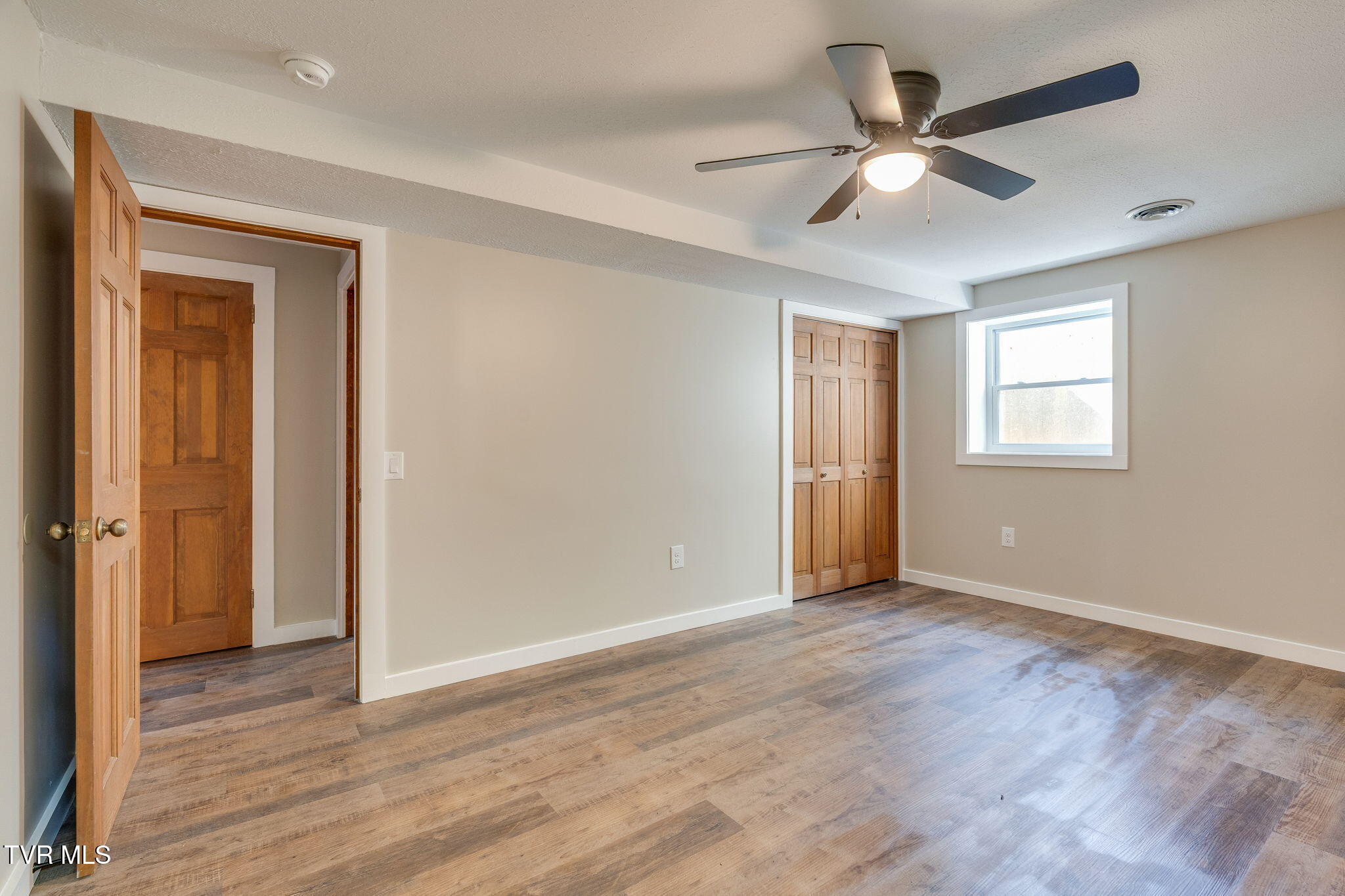 512 Hidden Valley Road Kingsport, TN 37663 - Photo 29 of 55 028