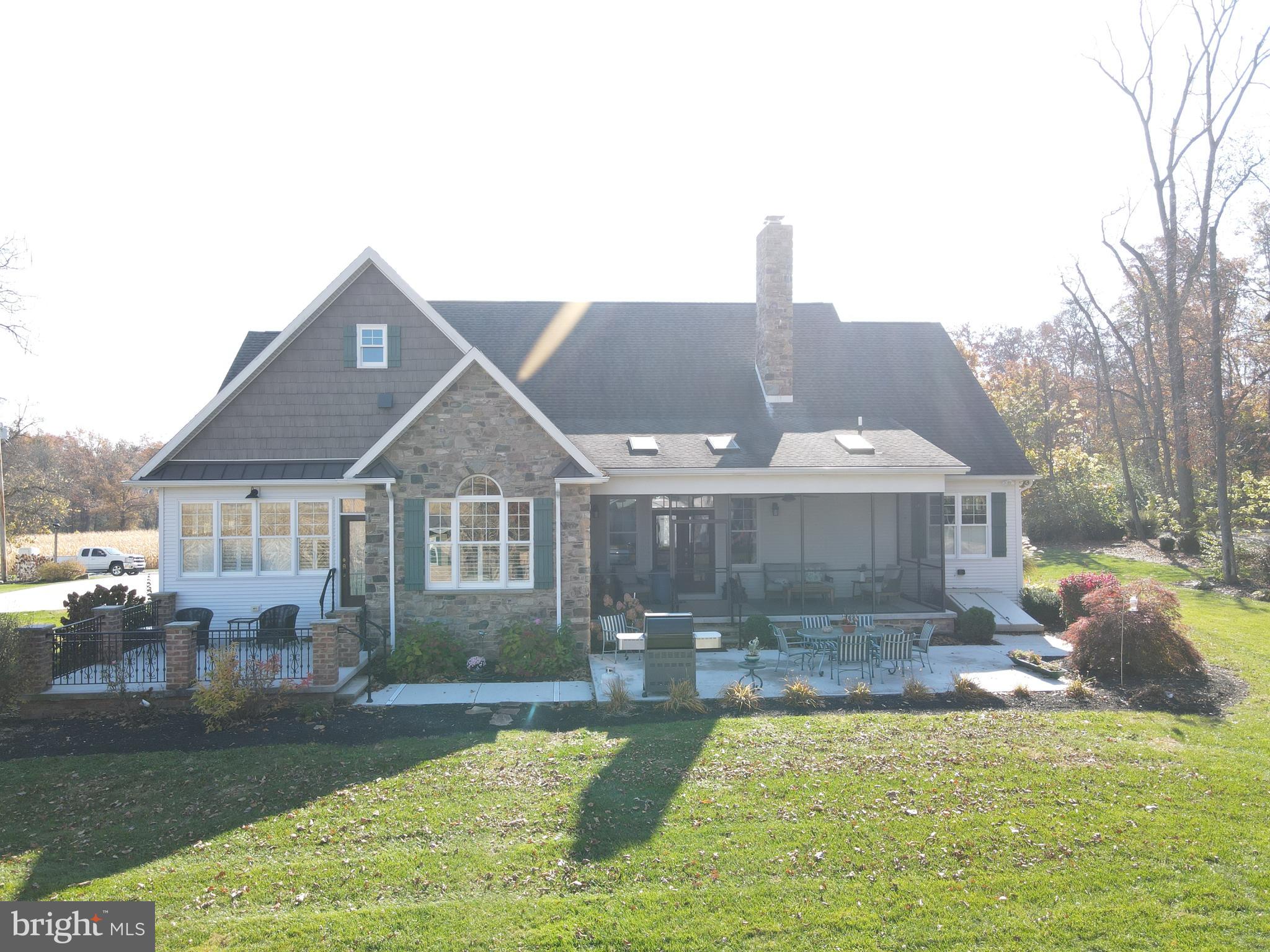 140 West Reynolds Road New Oxford, PA 17350 - Photo 11 of 132