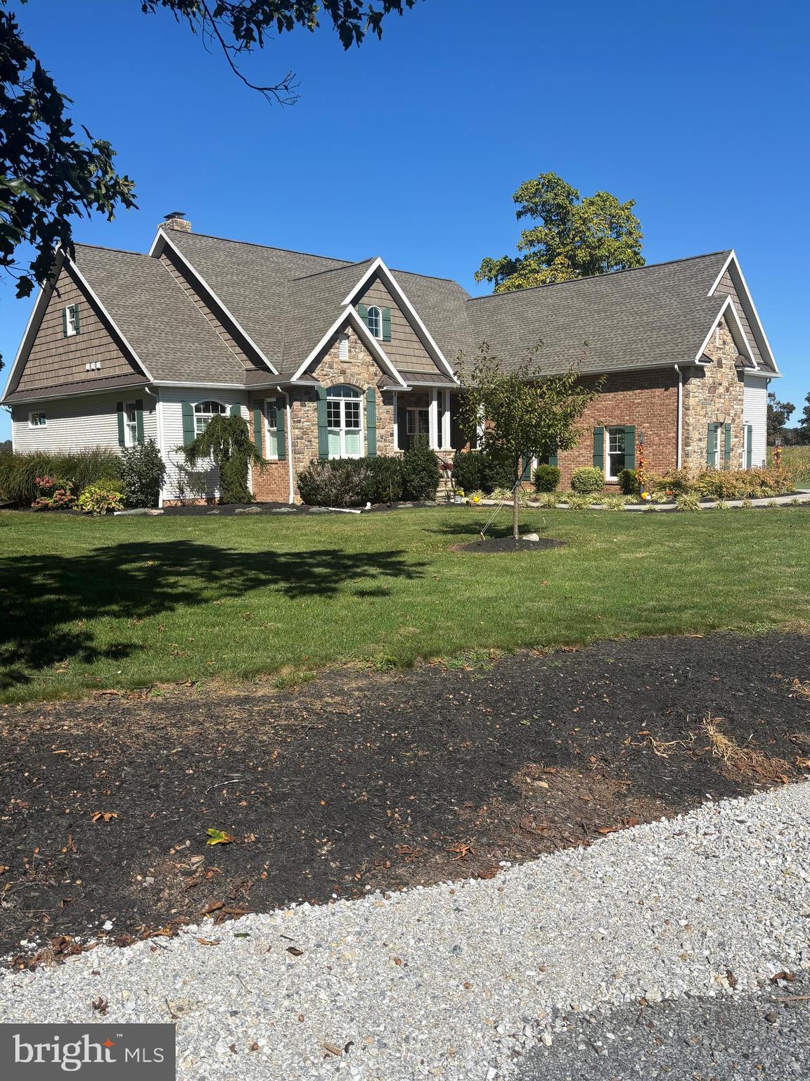 140 West Reynolds Road New Oxford, PA 17350 - Photo 2 of 132