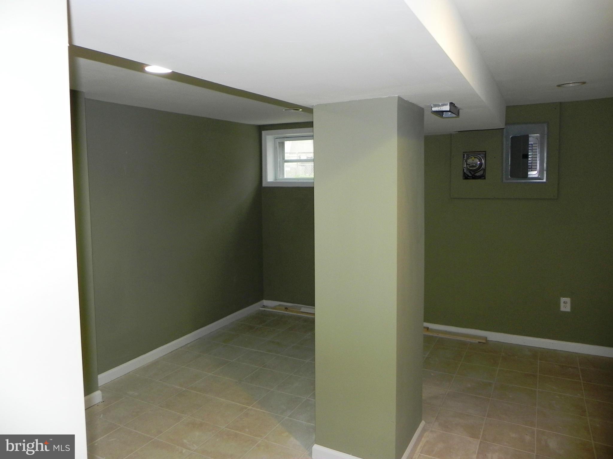 3623 Old York Road Baltimore, MD 21218 - Photo 8 of 14 Recreation Room