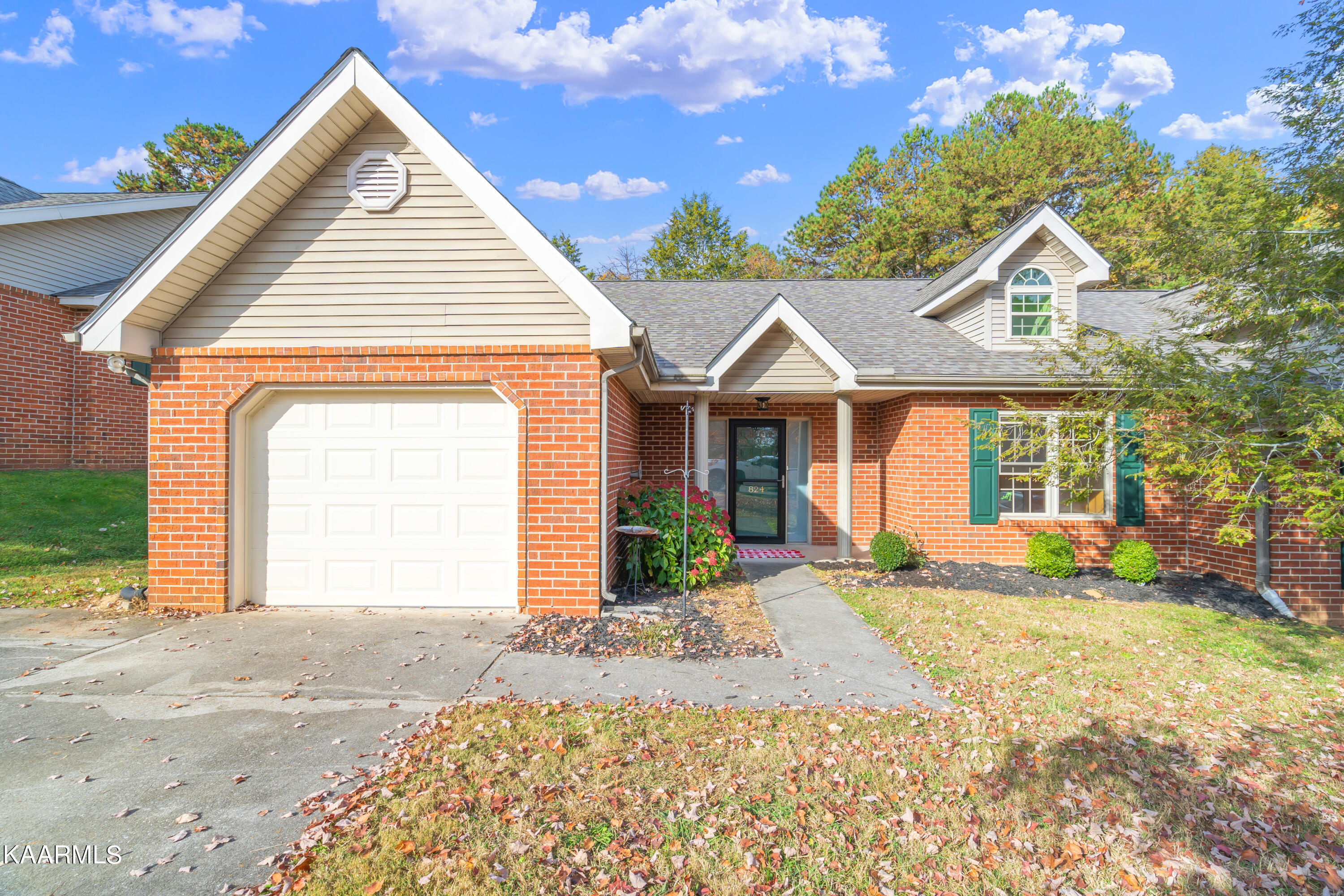 824 Gresham Road Knoxville, TN 37918 - Photo 1 of 28 824 Gresham Rd-31