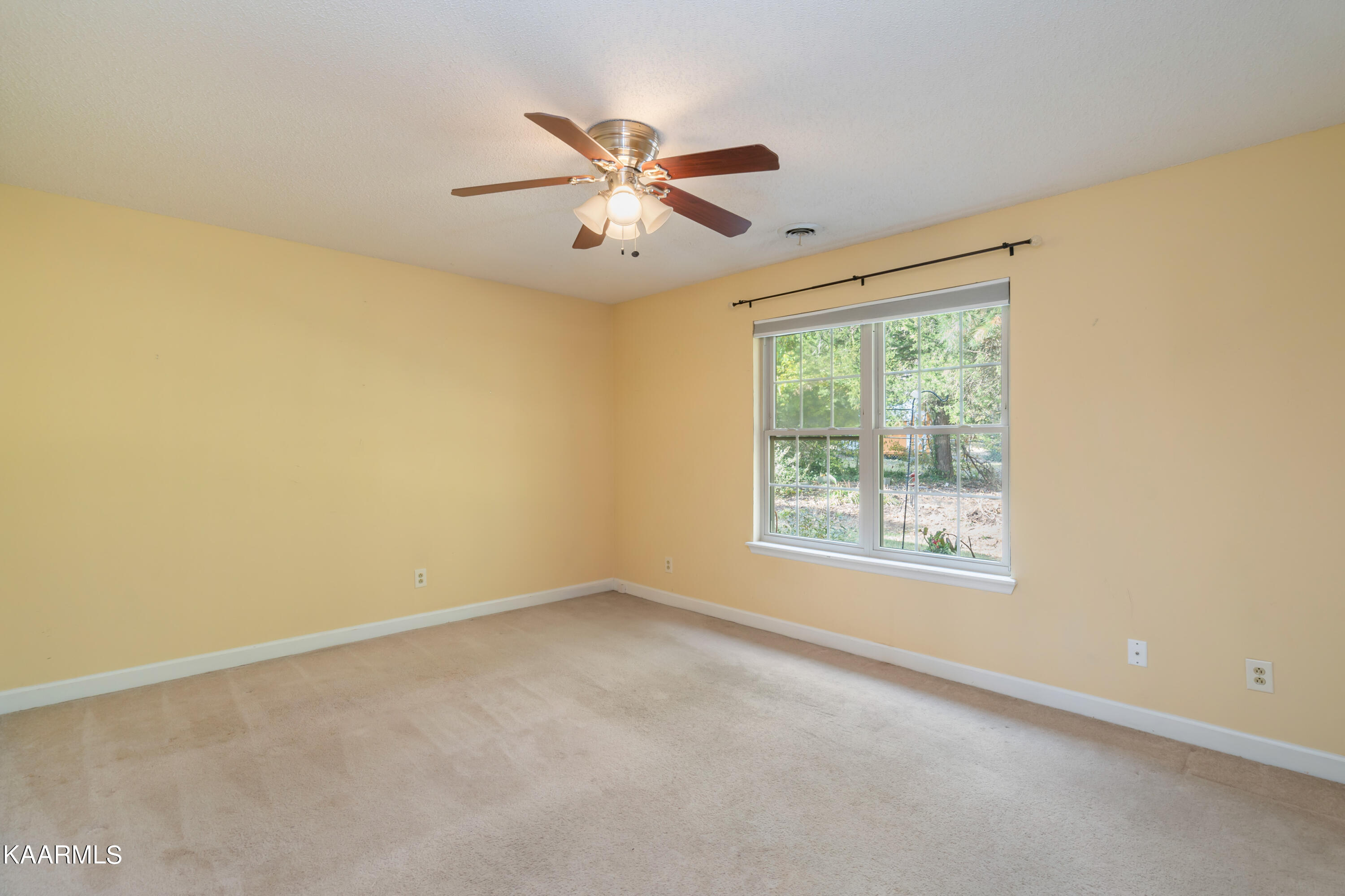 824 Gresham Road Knoxville, TN 37918 - Photo 17 of 28 824 Gresham Rd