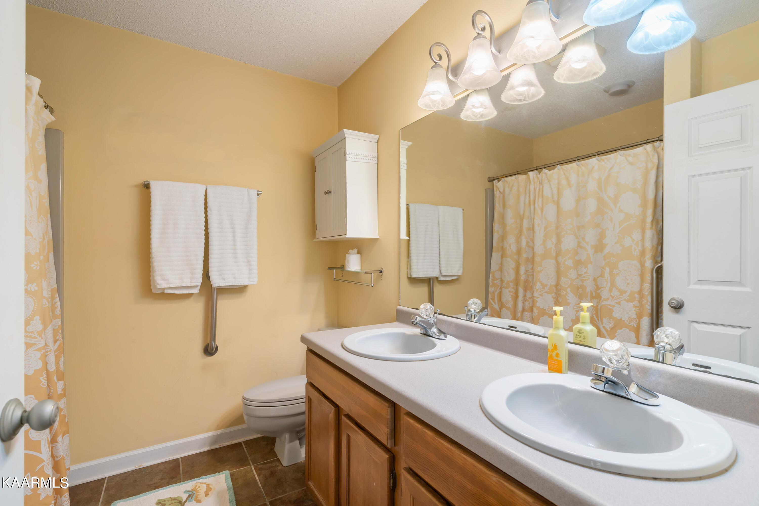824 Gresham Road Knoxville, TN 37918 - Photo 20 of 28 824 Gresham Rd-4