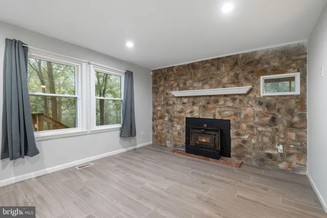 $2,200 | 247 Marsden Heights Road, Linden, VA 22642