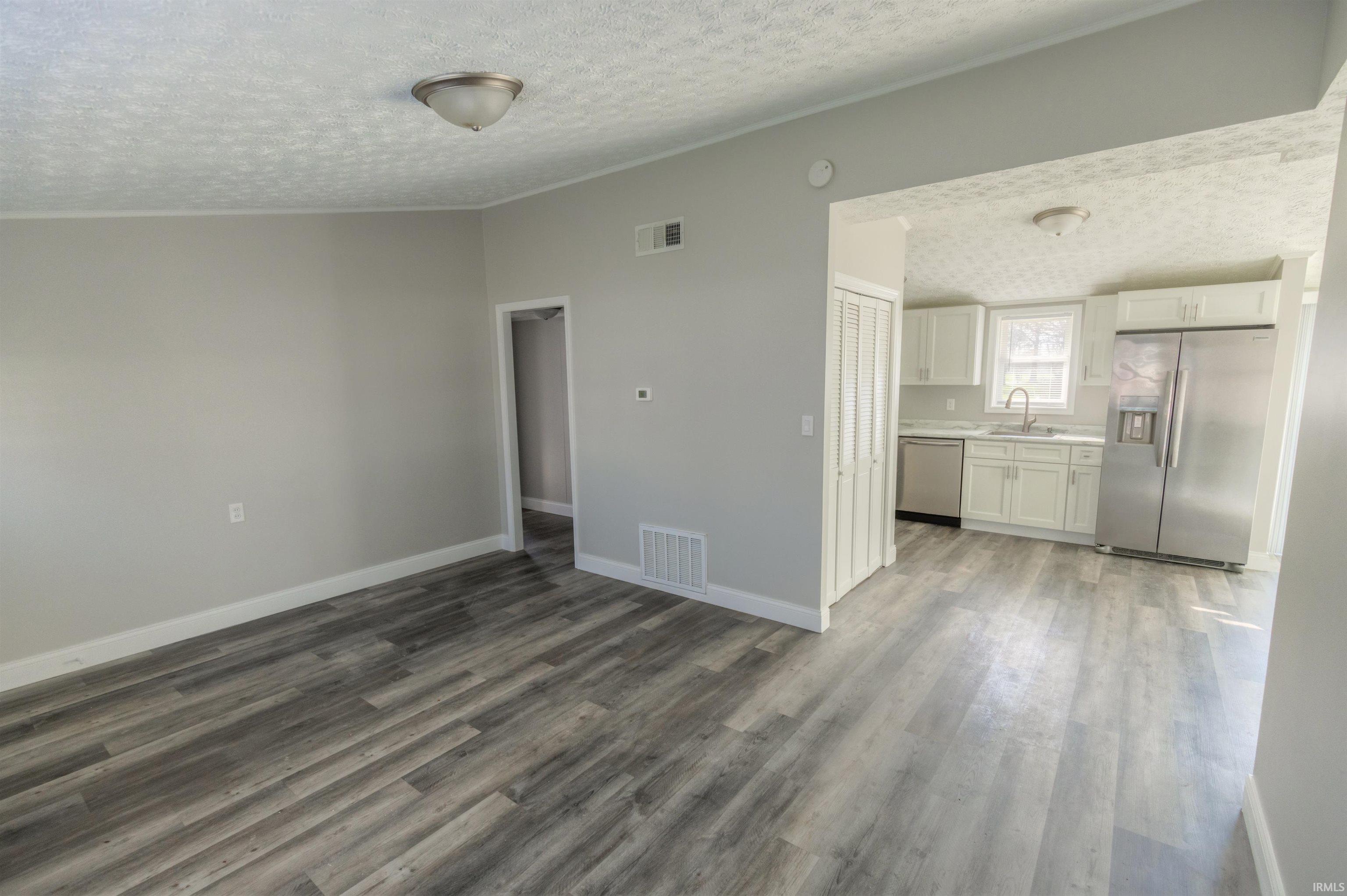 906 Greenwich Road Lafayette, IN 47905 - Photo 4 of 14 Gallery Image 4