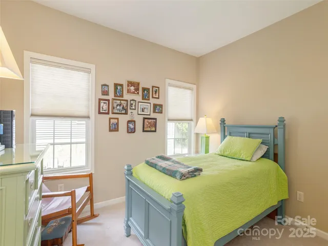 $609,900 | 31 Headwater Drive, Hendersonville, NC 28739