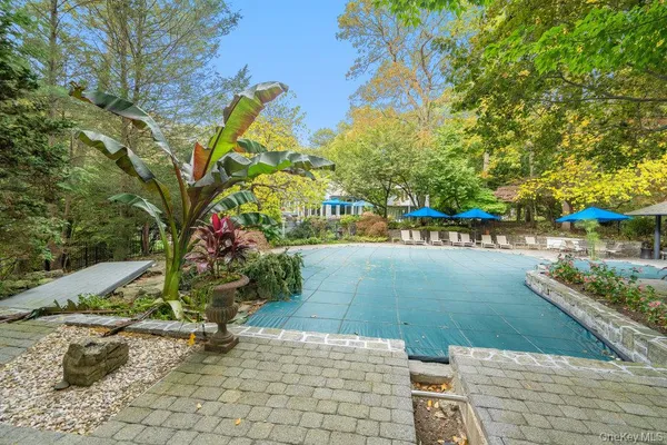 $3,998,000 | 8 Forest Court, Syosset, NY 11791