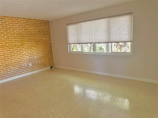 $2,600 | 2054 Broadway, Clearwater, FL 33755