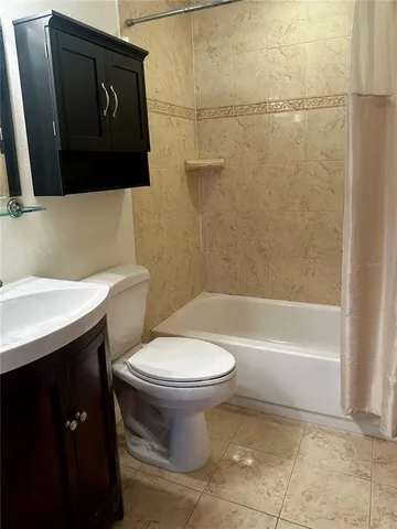 $2,600 | 2054 Broadway, Clearwater, FL 33755