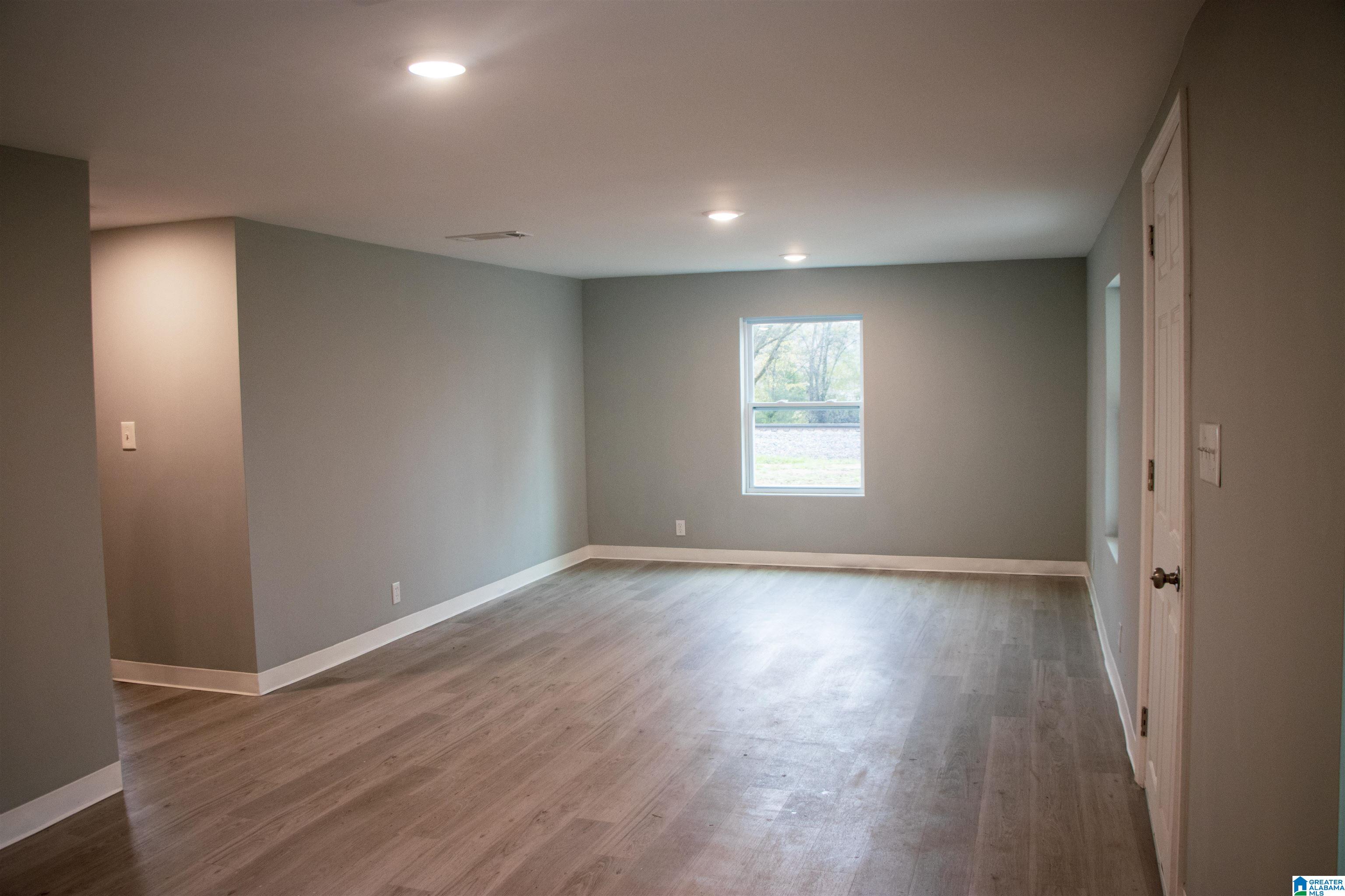 1739 Iron City Road Anniston, AL 36207 - Photo 6 of 21