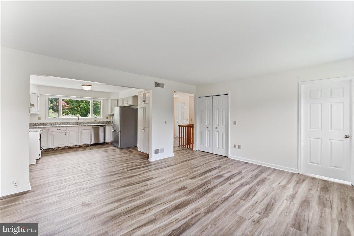 619 East Hillendale Road Chadds Ford, PA 19317 - Photo 11 of 24 Great room