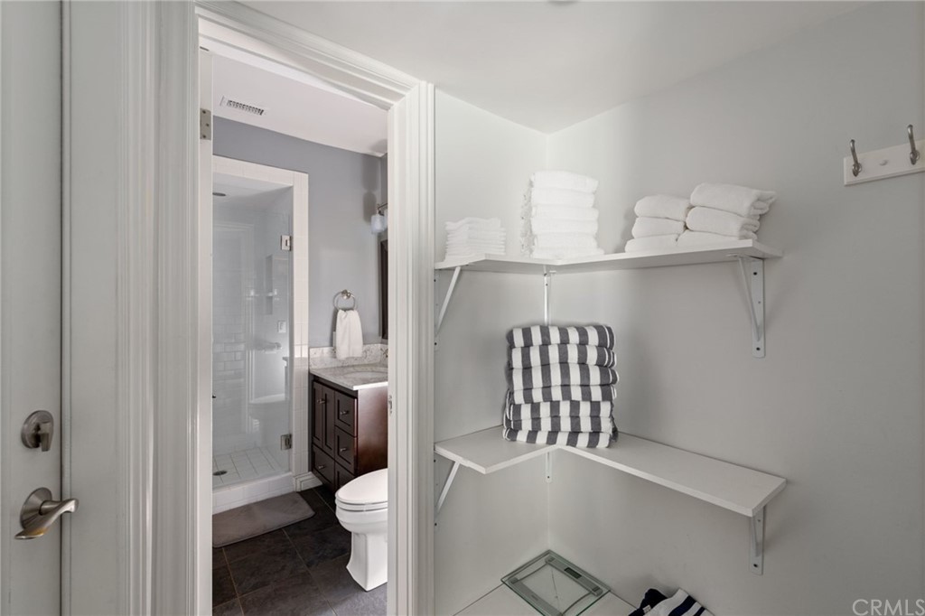 905 North Valley Drive Manhattan Beach, CA 90266 - Photo 12 of 25