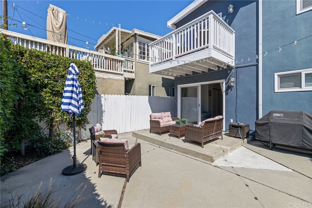 905 North Valley Drive Manhattan Beach, CA 90266 - Photo 21 of 25