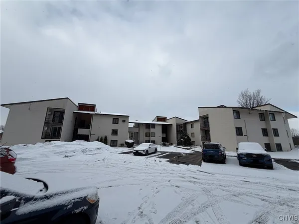 $1,000 | 397 Village Boulevard North, Van Buren, NY 13027