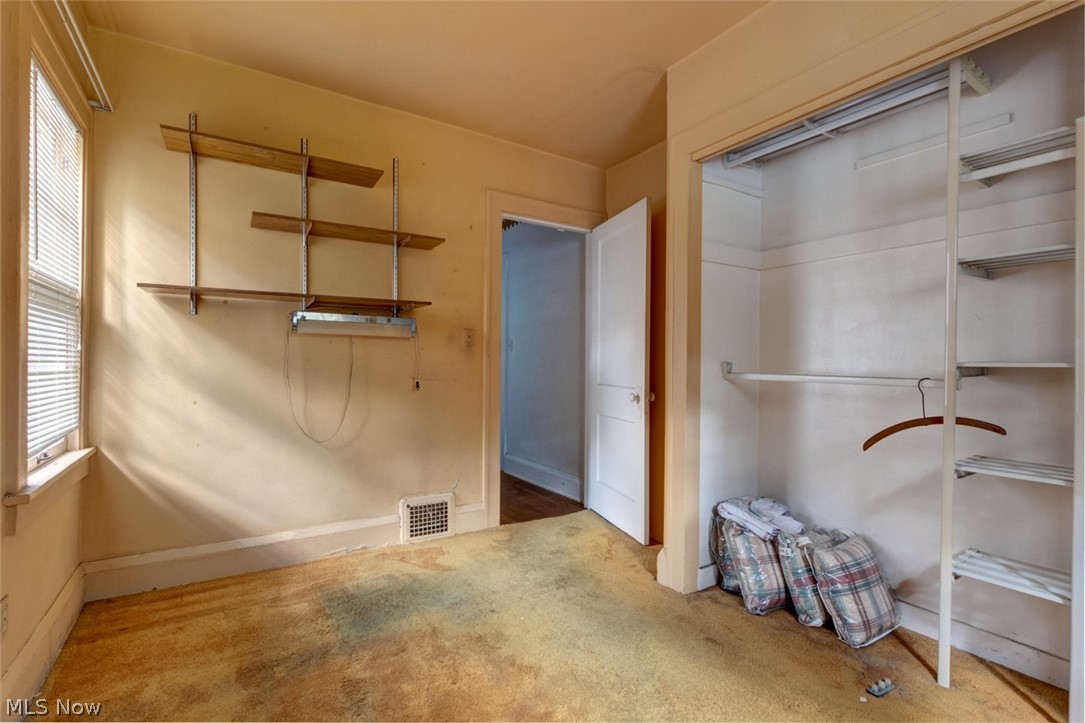 875 Montford Road Cleveland, OH 44121 - Photo 21 of 26 Gallery Image 21