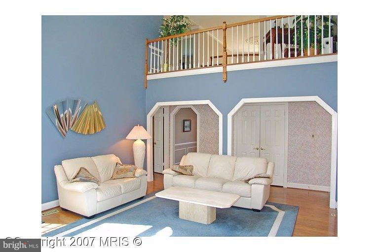 533 Post Oak Road Annapolis, MD 21401 - Photo 6 of 16 Family Room #2