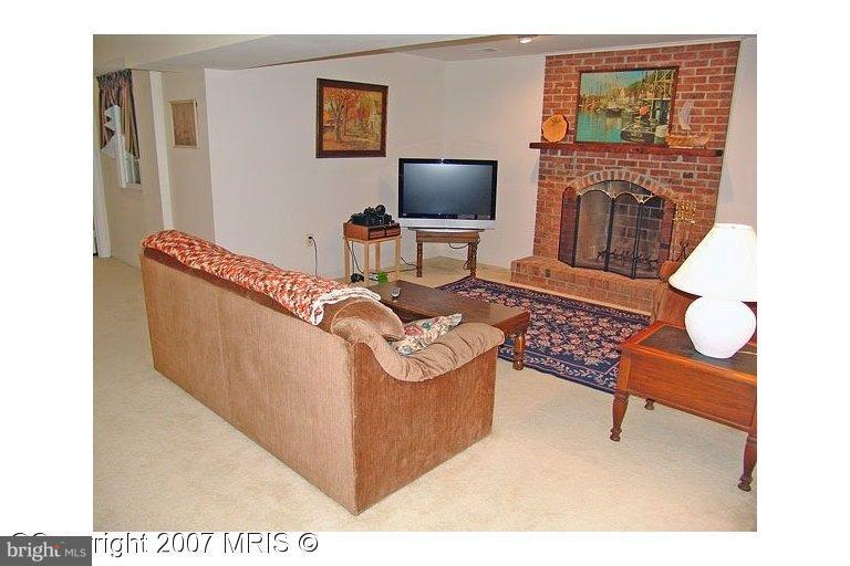 533 Post Oak Road Annapolis, MD 21401 - Photo 10 of 16 Recreation Room