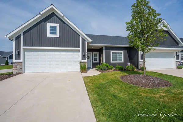 $340,000 | 7483 Hardwood Street, Unit 79, Caledonia, MI 49316