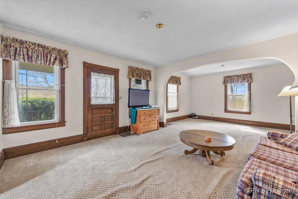 W3004 Krueger Road Geneva, WI 53147 - Photo 5 of 53 09-DSC_8300