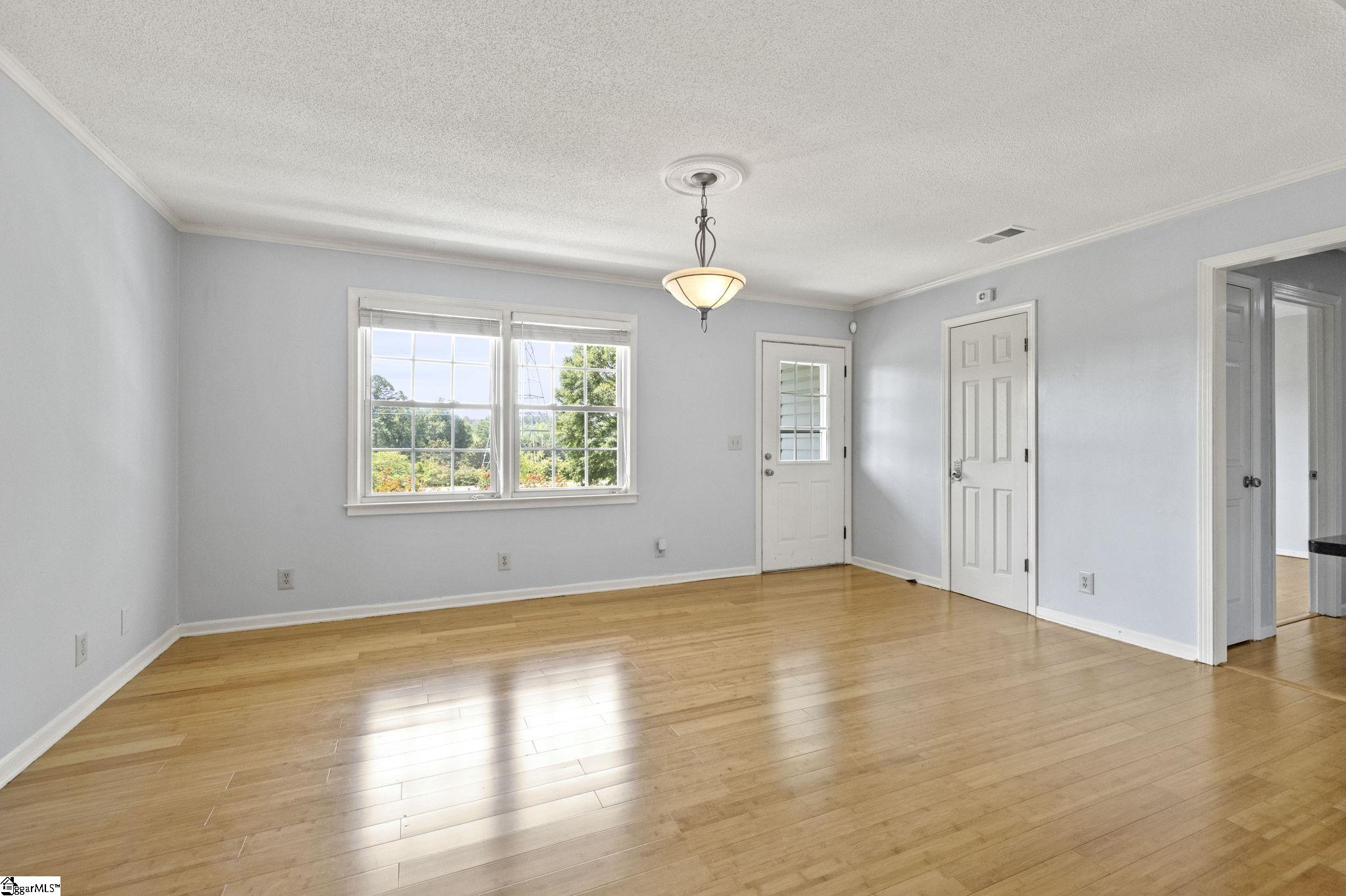721 Latham Road Easley, SC 29640 - Photo 3 of 34