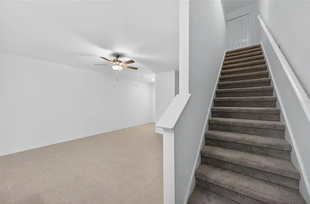 $1,975 | 10349 Trumpet Honeysuckle Way, San Antonio, FL 33576