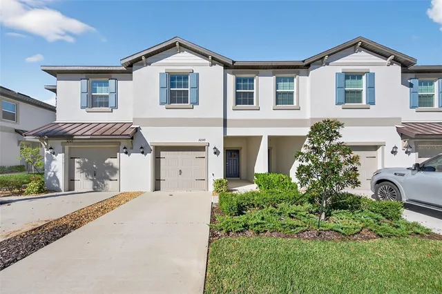 $1,975 | 10349 Trumpet Honeysuckle Way, San Antonio, FL 33576