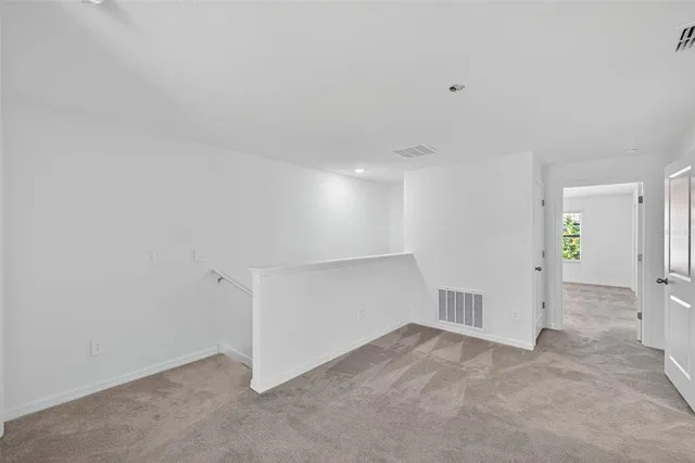 $1,975 | 10349 Trumpet Honeysuckle Way, San Antonio, FL 33576