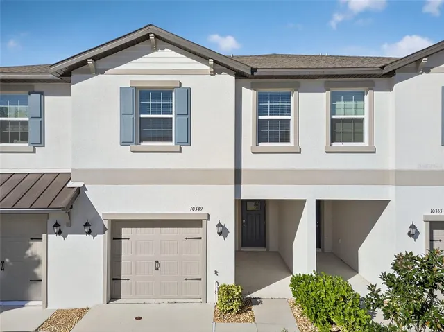 $1,975 | 10349 Trumpet Honeysuckle Way, San Antonio, FL 33576