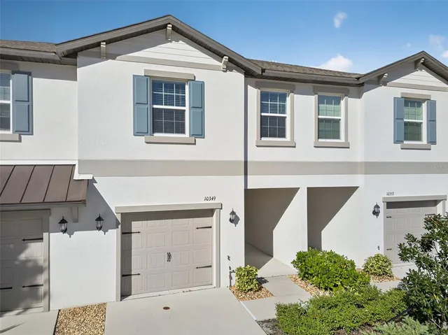 $1,975 | 10349 Trumpet Honeysuckle Way, San Antonio, FL 33576