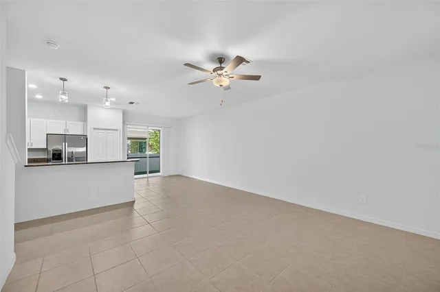 $1,975 | 10349 Trumpet Honeysuckle Way, San Antonio, FL 33576