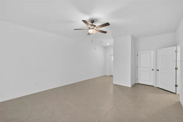 $1,975 | 10349 Trumpet Honeysuckle Way, San Antonio, FL 33576