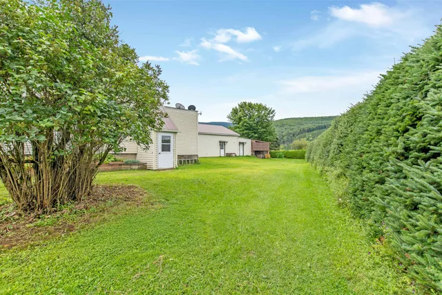 $269,900 | 1455 Highway 102, Canaan, VT 05903