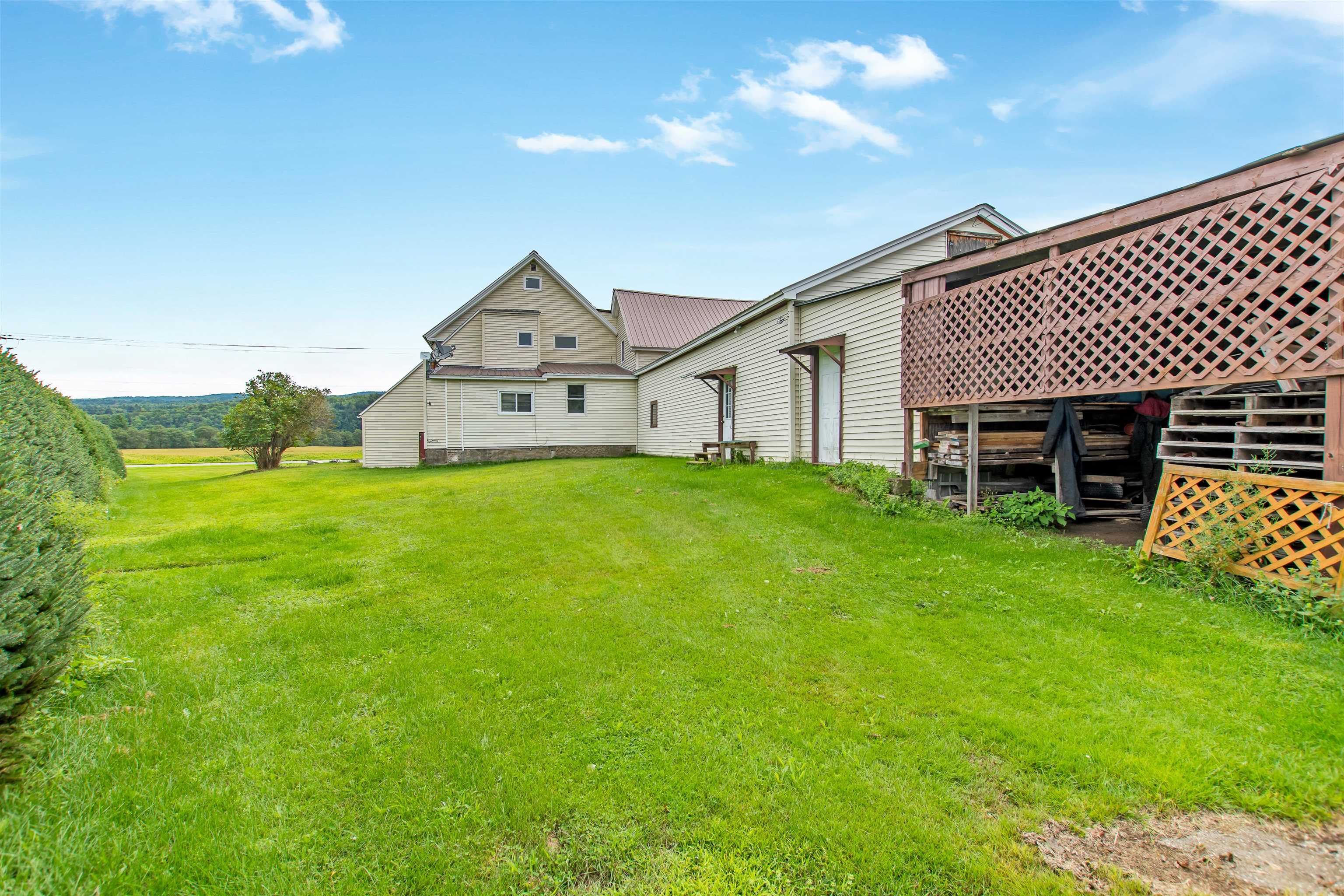 1455 Highway 102 Canaan, VT 05903 - Photo 6 of 40