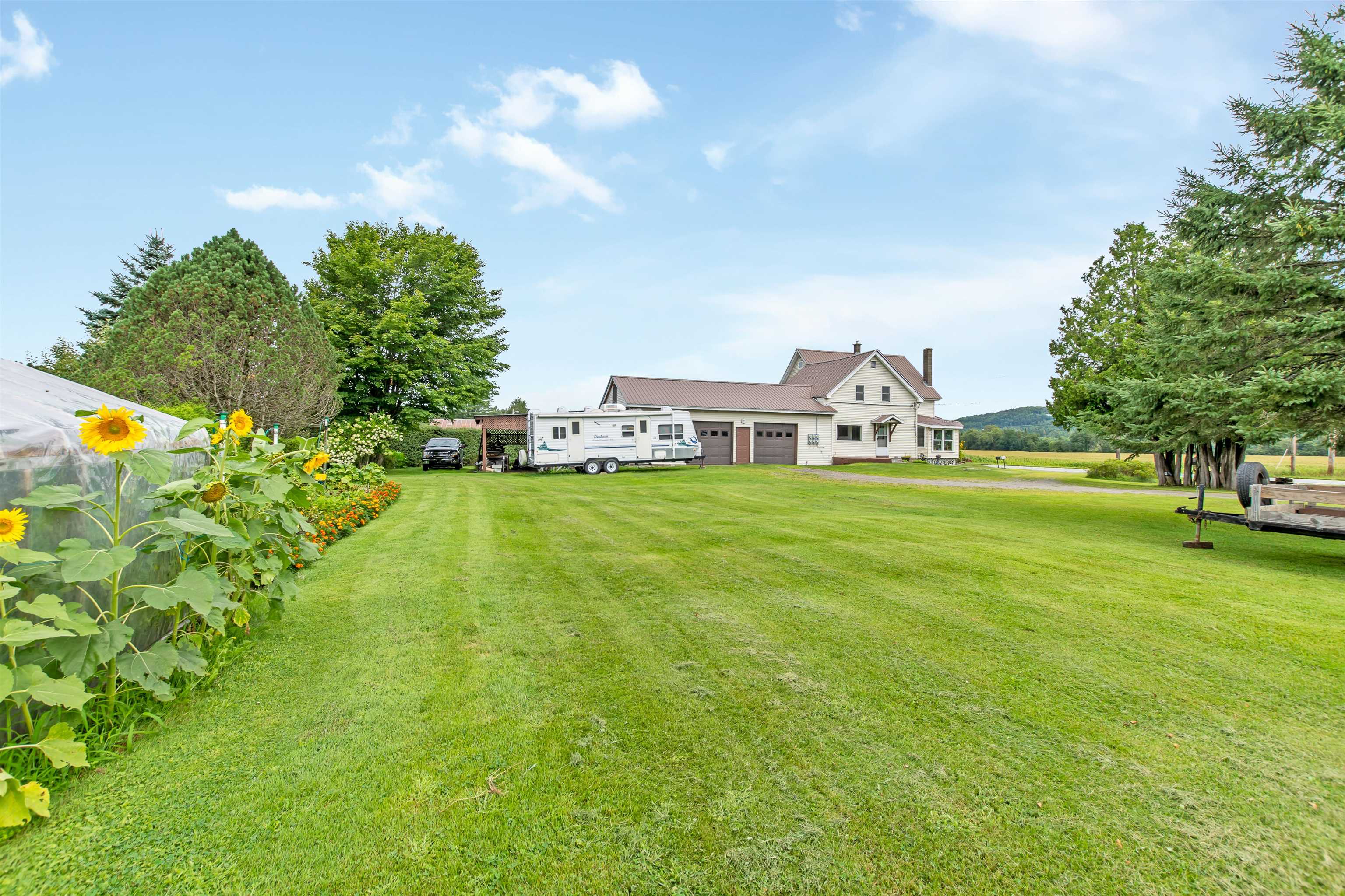 1455 Highway 102 Canaan, VT 05903 - Photo 9 of 40