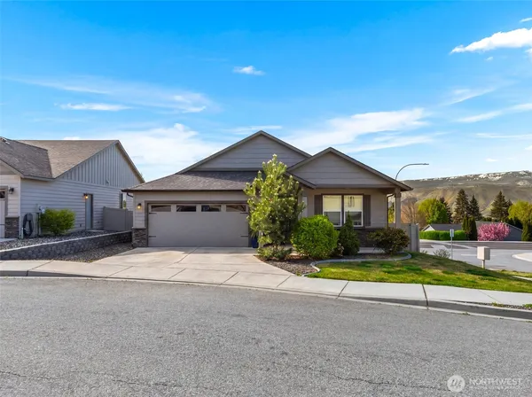 $537,000 | 813 Madeleine Court, East Wenatchee, WA 98802