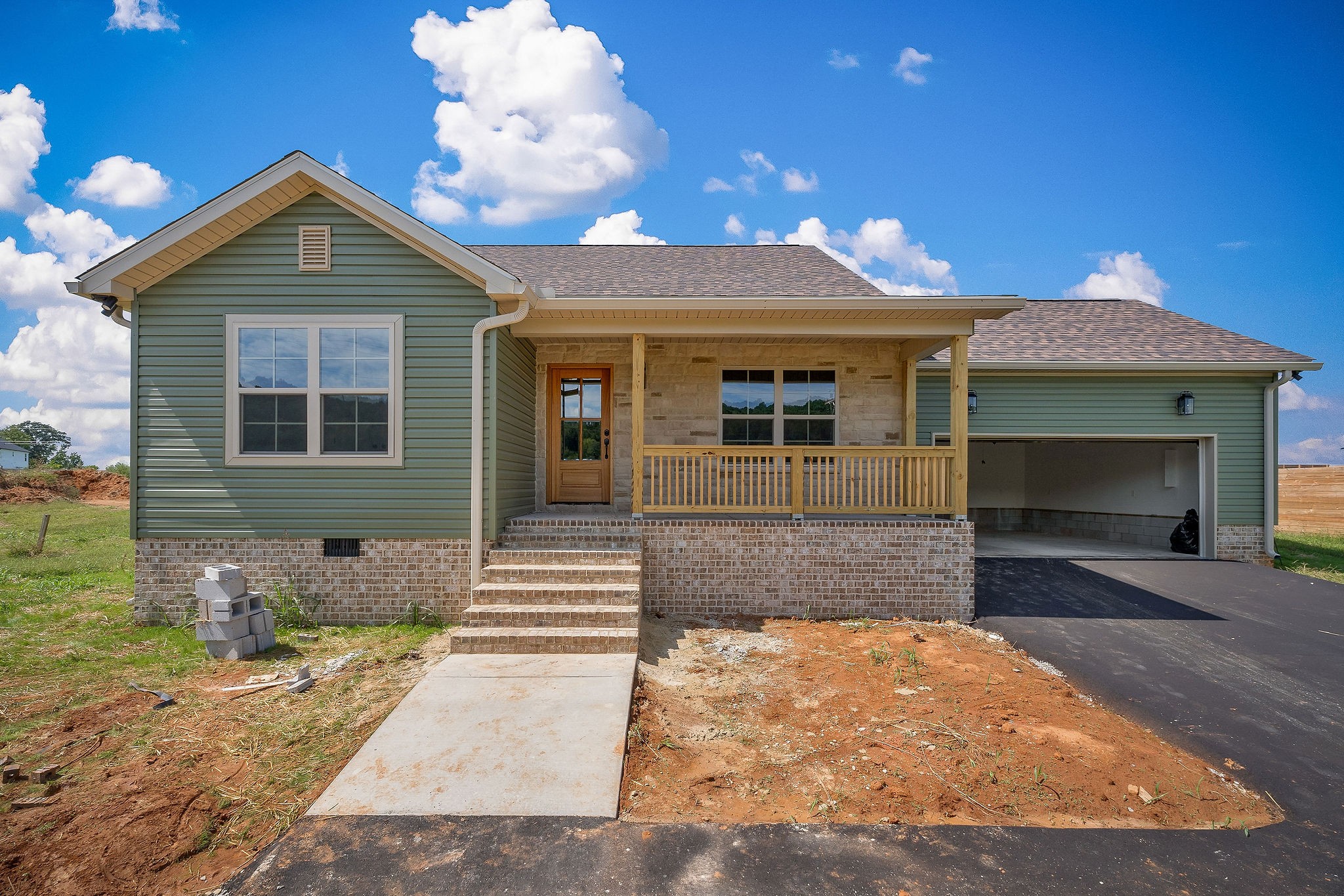 1354 Duck Pond Road Sparta, TN 38583 - Photo 2 of 30 Gallery Image 2