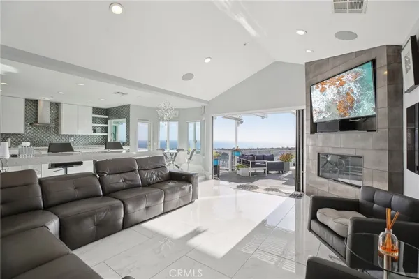 $4,195,000 | 3 Via Pasa, San Clemente, CA 92673