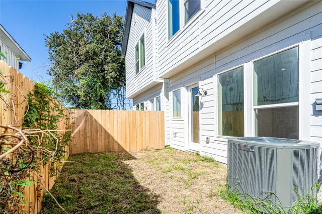 $2,750 | 5402 Margarita Street, Houston, TX 77020