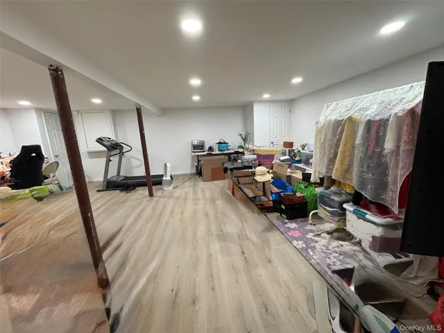 $990,000 | 505 7th Avenue, New Hyde Park, NY 11040