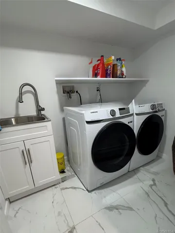 $990,000 | 505 7th Avenue, New Hyde Park, NY 11040